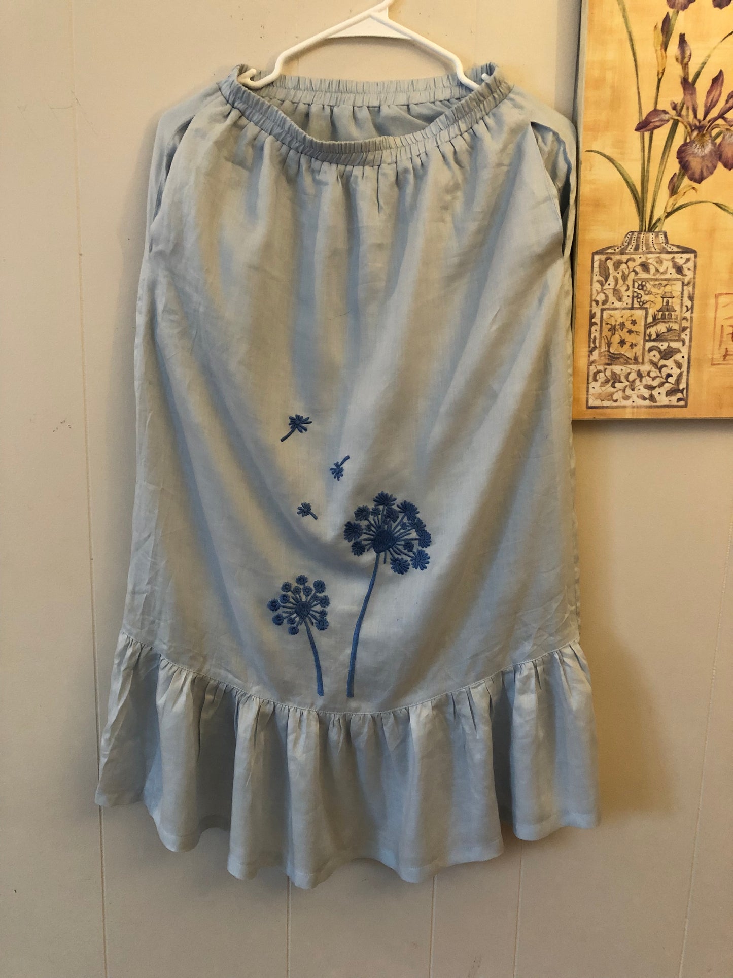 Linen Hand Embroidered Clothes Set - Dandelion Design