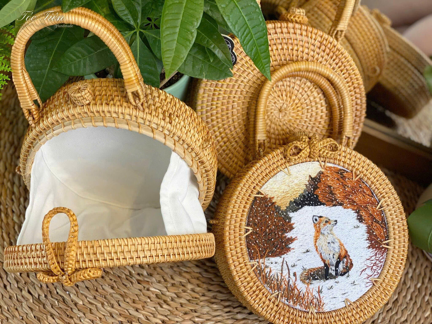 Embroidered Round Bag - Fox