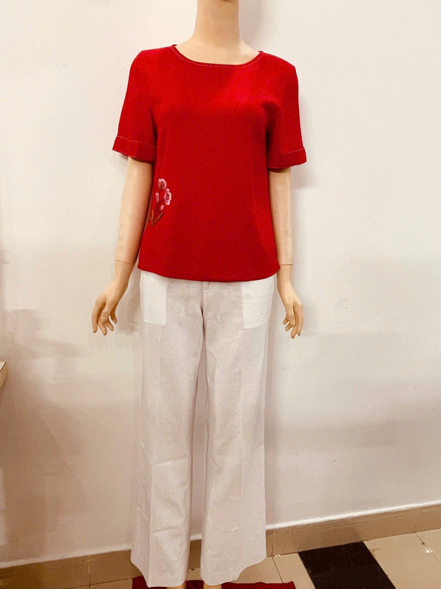 Linen Trousers With Elastic Waist At The Back