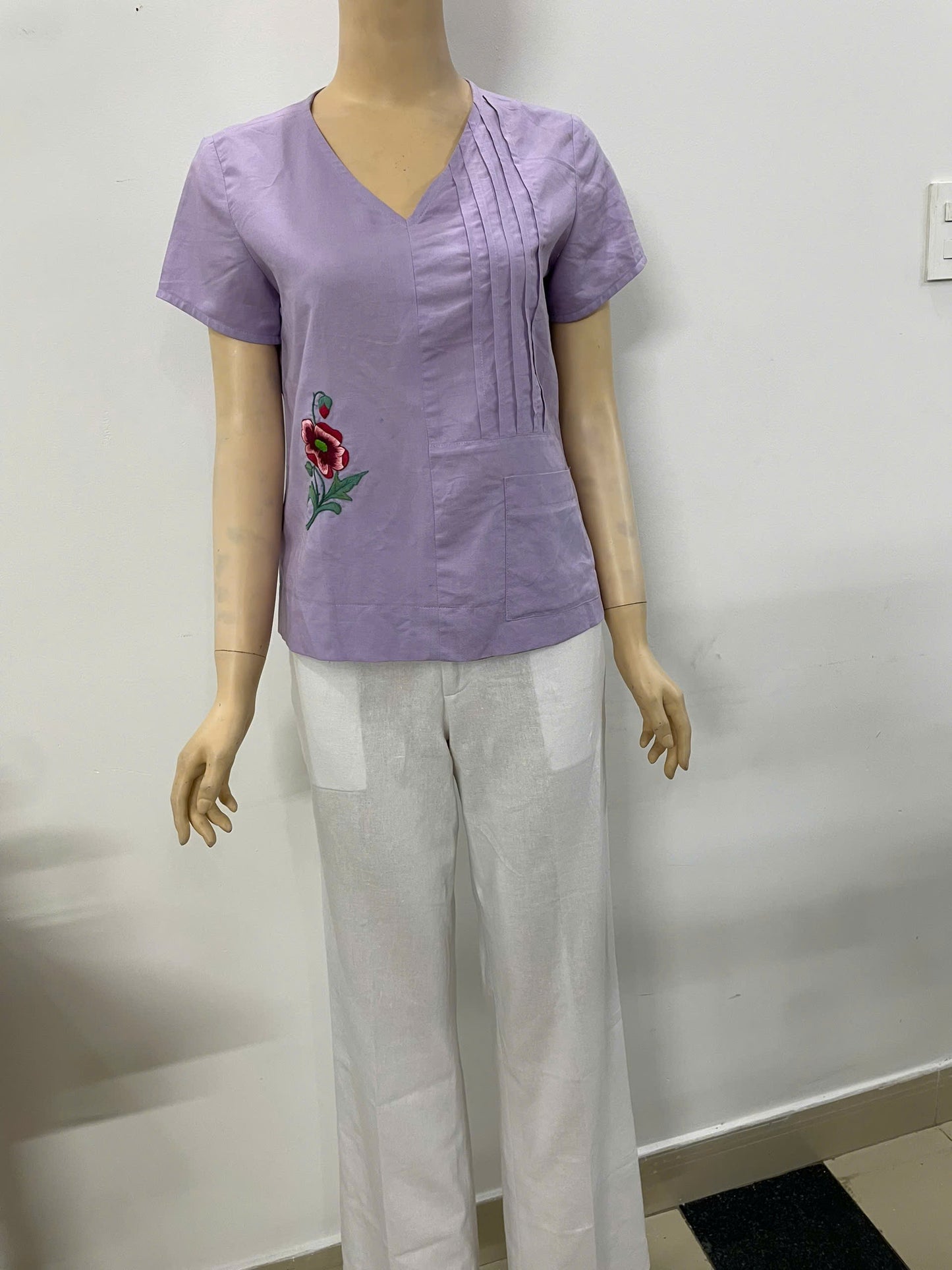 Linen Trousers With Elastic Waist At The Back