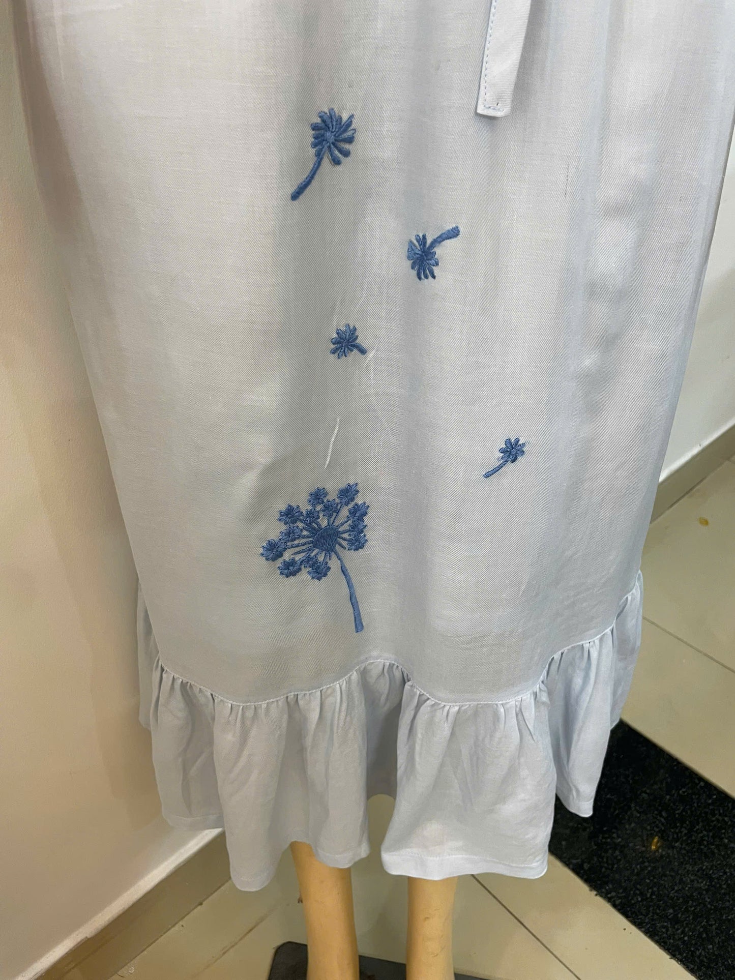 Linen Hand Embroidered Clothes Set - Dandelion Design